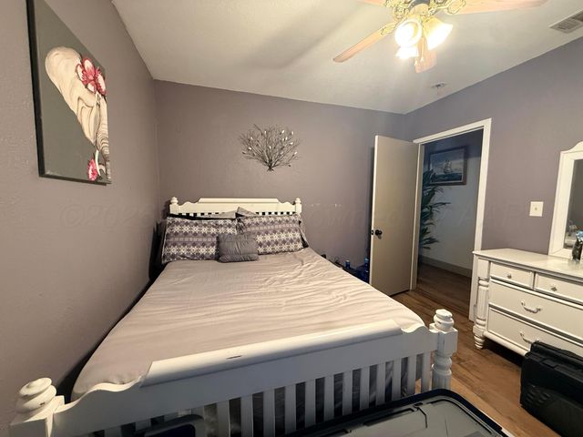 5496 W ROAD R, Dumas, TX 79029