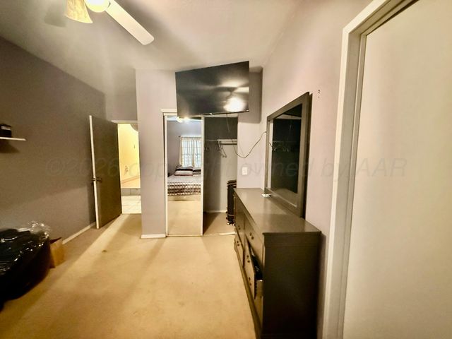 5496 W ROAD R, Dumas, TX 79029