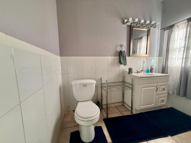 5496 W ROAD R, Dumas, TX 79029