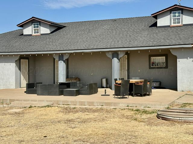 5496 W ROAD R, Dumas, TX 79029