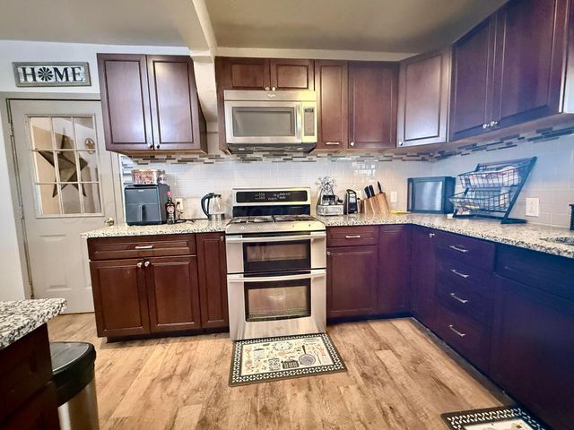 5496 W ROAD R, Dumas, TX 79029