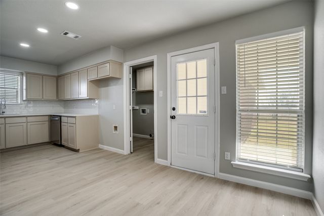 3722 Carrie Lane, St Paul, TX 75098