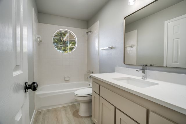 3722 Carrie Lane, St Paul, TX 75098