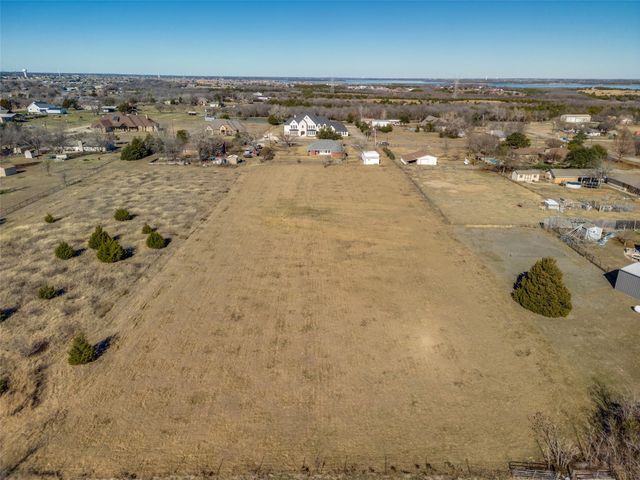 3722 Carrie Lane, St Paul, TX 75098