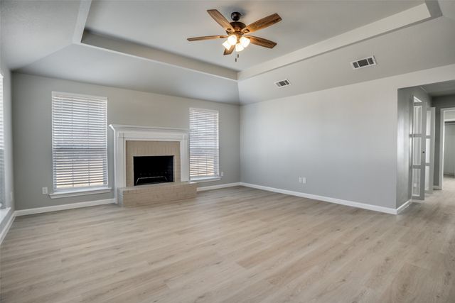 3722 Carrie Lane, St Paul, TX 75098