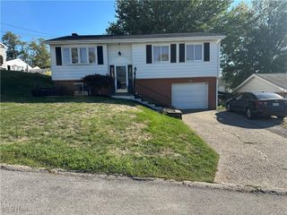 210 N Avalon Drive, Wintersville, OH 43953