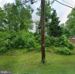 7809 CROOM RD, Upper Marlboro, MD 20772