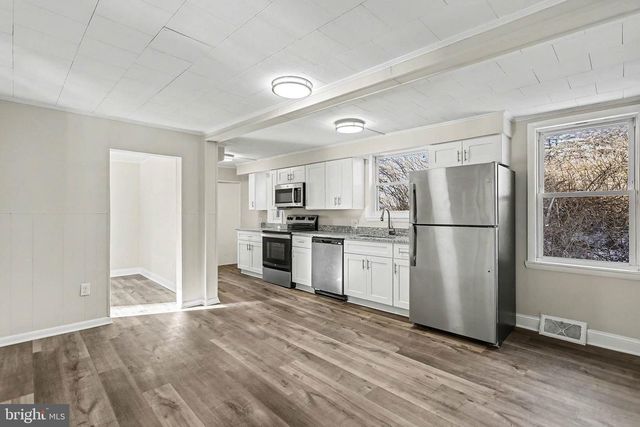 2689 STRICKHOUSER RD, Seven Valleys, PA 17360