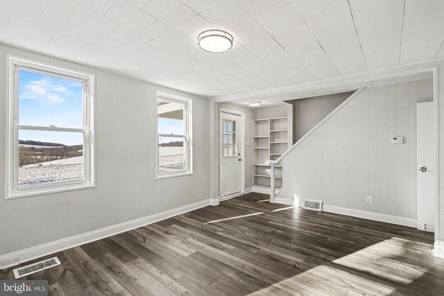 2689 STRICKHOUSER RD, Seven Valleys, PA 17360