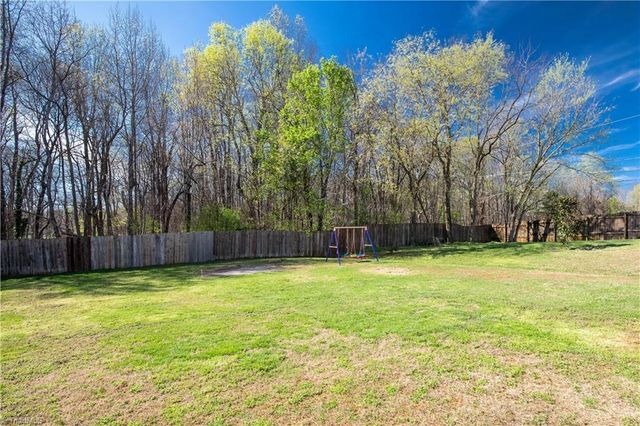 7381 Oak Bucket Road, Thomasville, NC 27360