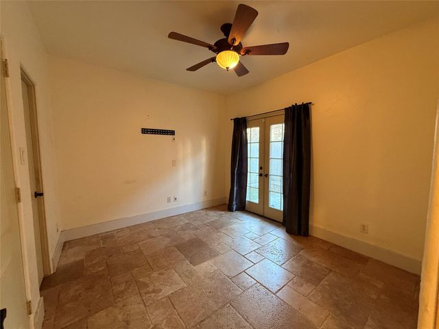 4606 Austin Street D, Houston, TX 77004