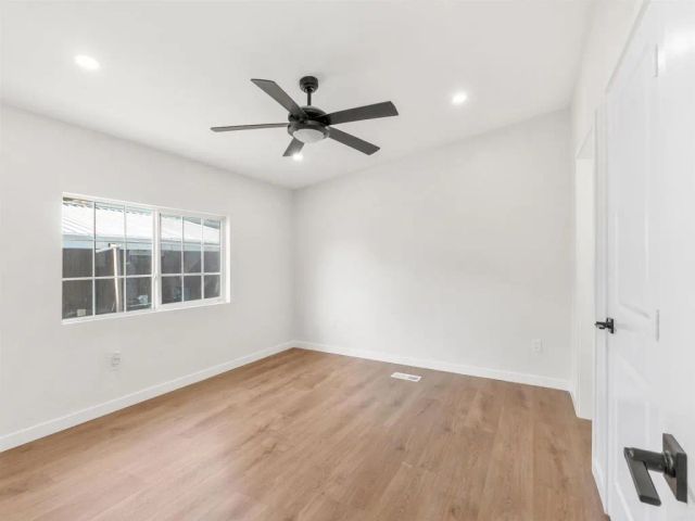 1150 N Kirby 59, Hemet, CA 92545