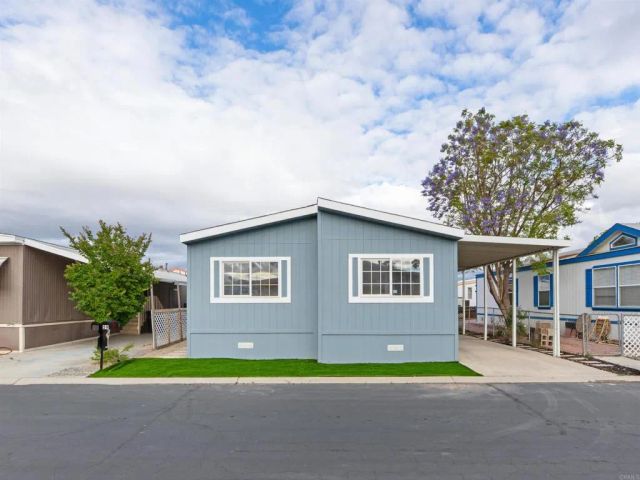 1150 N Kirby 59, Hemet, CA 92545