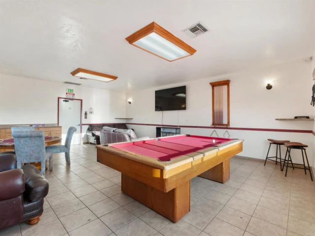 1150 N Kirby 59, Hemet, CA 92545