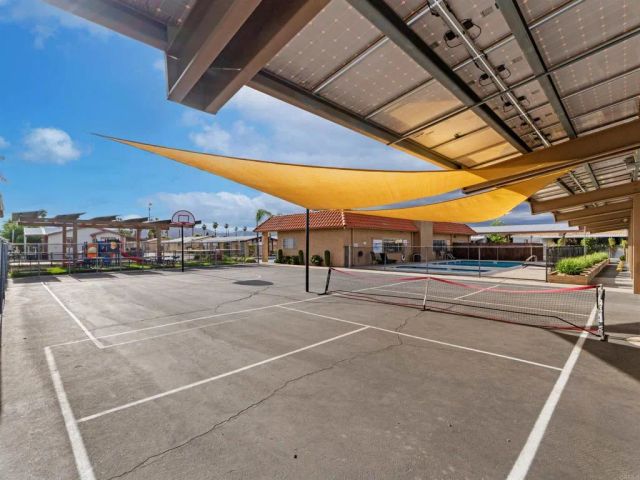 1150 N Kirby 59, Hemet, CA 92545