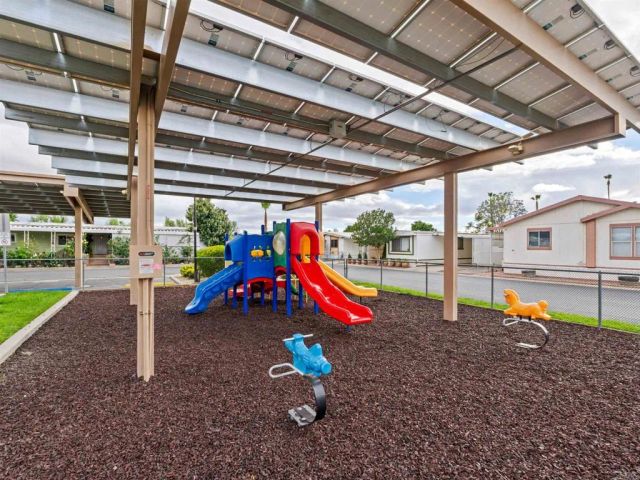 1150 N Kirby 59, Hemet, CA 92545