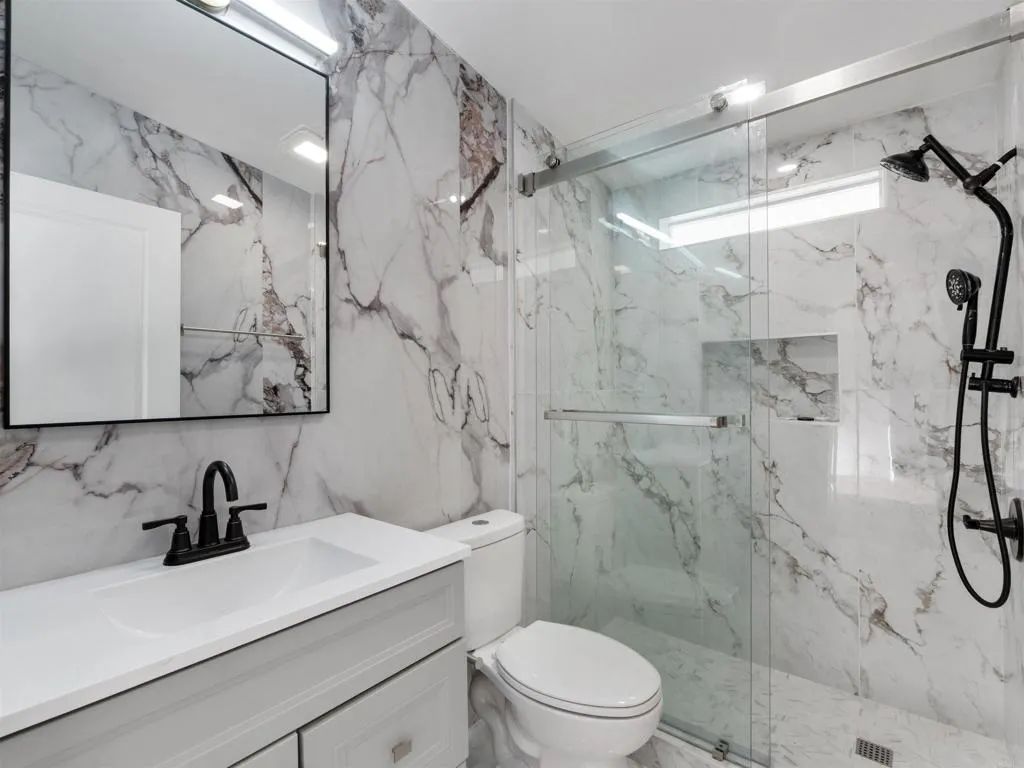 1150 N Kirby 59, Hemet, CA 92545