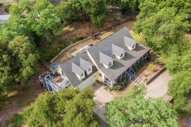 2000 Oak Knoll Ct, Placerville, CA 95667