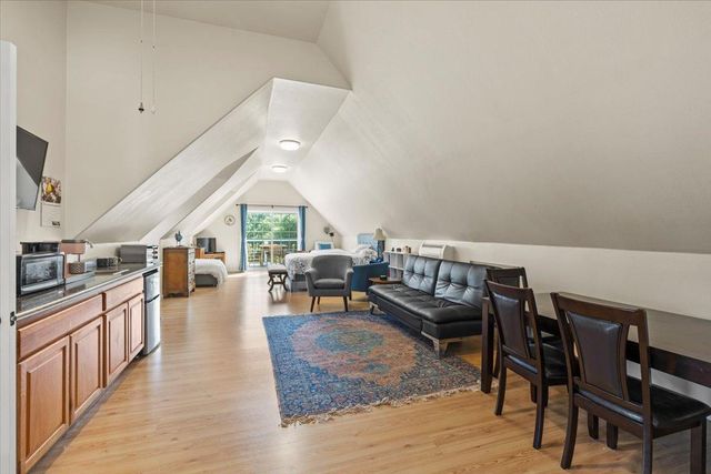 2000 Oak Knoll Ct, Placerville, CA 95667
