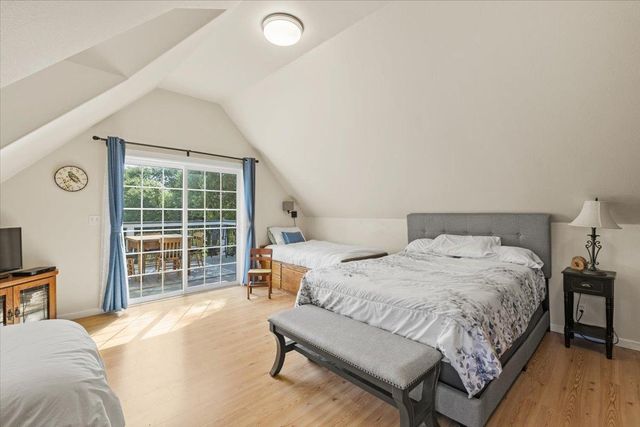 2000 Oak Knoll Ct, Placerville, CA 95667