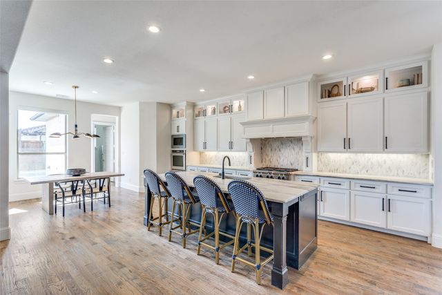 10215 Blackenhurst Lane, Frisco, TX 75033