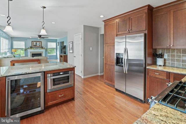 303 BRIARWOOD, Woolwich Twp, NJ 08085