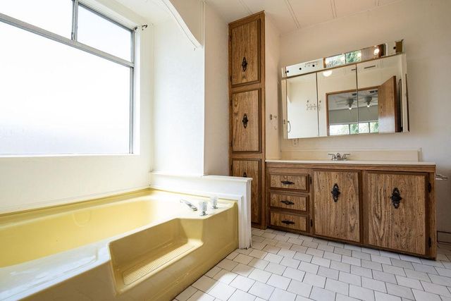 22168 E Milton Rd, Linden, CA 95236