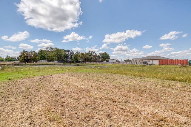 22168 E Milton Rd, Linden, CA 95236