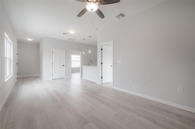 3921 W STATE STREET 1 & 2, Tampa, FL 33609