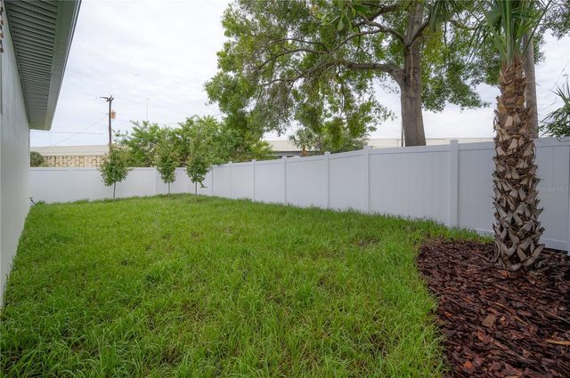 3921 W STATE STREET 1 & 2, Tampa, FL 33609