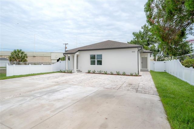 3921 W STATE STREET 1 & 2, Tampa, FL 33609