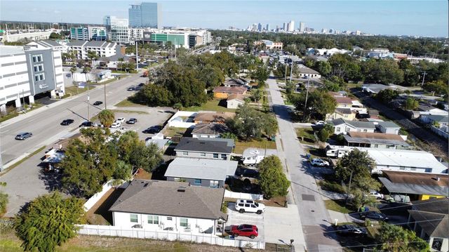 3921 W STATE STREET 1 & 2, Tampa, FL 33609