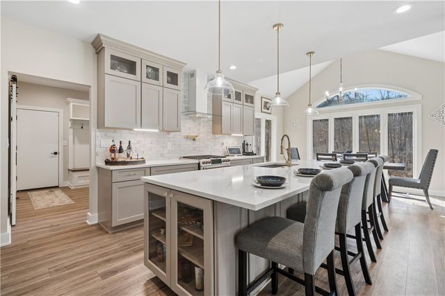 421 Lenox Ct, Richland, PA 15044