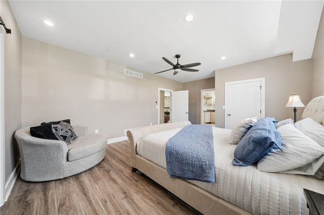 421 Lenox Ct, Richland, PA 15044