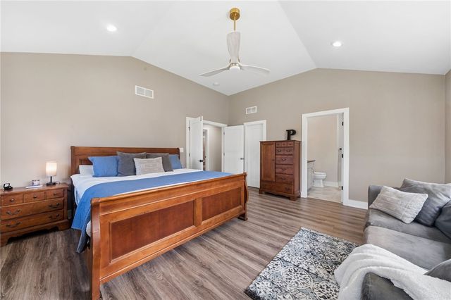 421 Lenox Ct, Richland, PA 15044