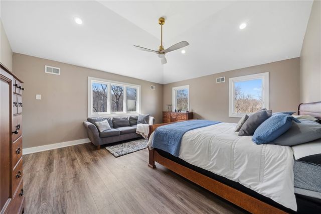 421 Lenox Ct, Richland, PA 15044