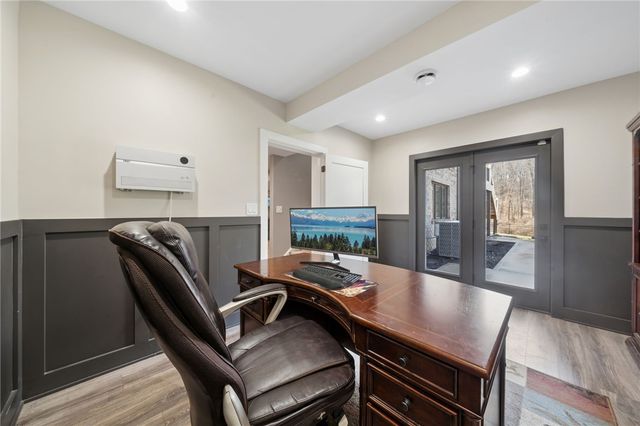 421 Lenox Ct, Richland, PA 15044