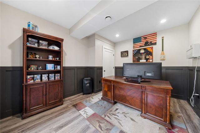 421 Lenox Ct, Richland, PA 15044