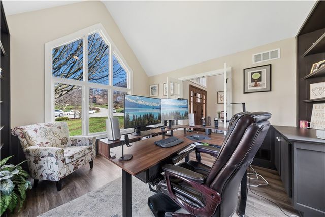 421 Lenox Ct, Richland, PA 15044