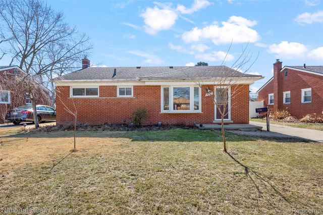 28923 Westfield Street, Livonia, MI 48150