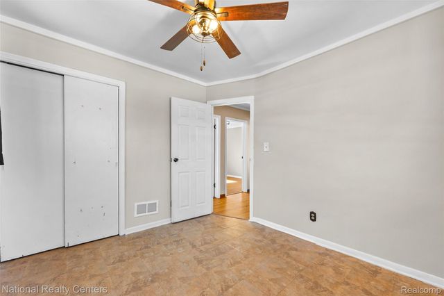 28923 Westfield Street, Livonia, MI 48150