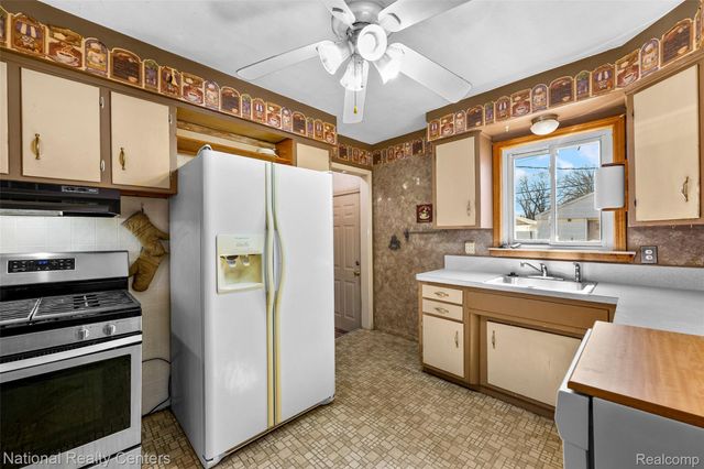 28923 Westfield Street, Livonia, MI 48150