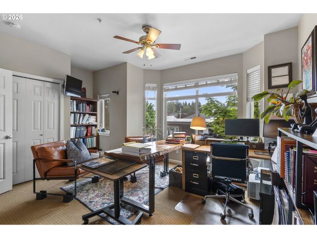 2412 MAIN St, Vancouver, WA 98660