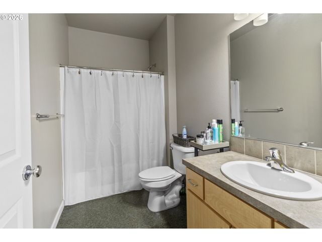 2412 MAIN St, Vancouver, WA 98660