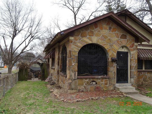 1318 W 12th Street, North Little Rock, AR 72114