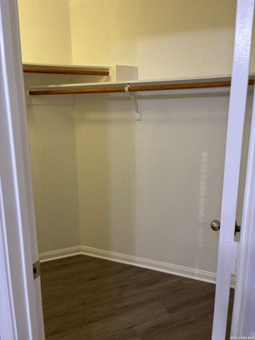 6547 Luckey Sq, San Antonio, TX 78252