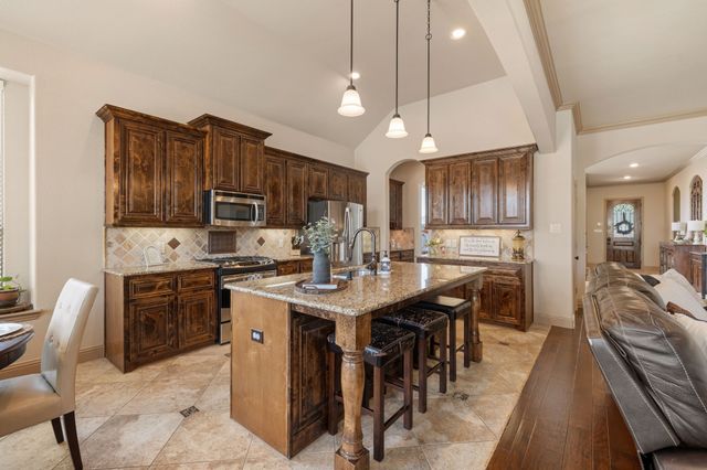 210 Pleasant Hill Lane, Fate, TX 75189