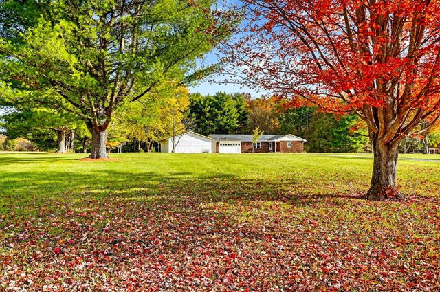 14730 State Route 56, Kingston, OH 45644