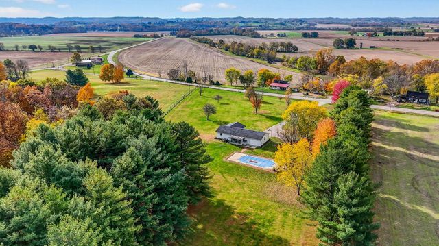 14730 State Route 56, Kingston, OH 45644