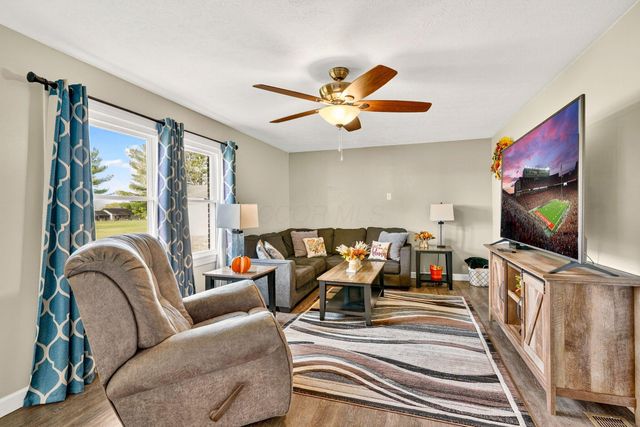 14730 State Route 56, Kingston, OH 45644